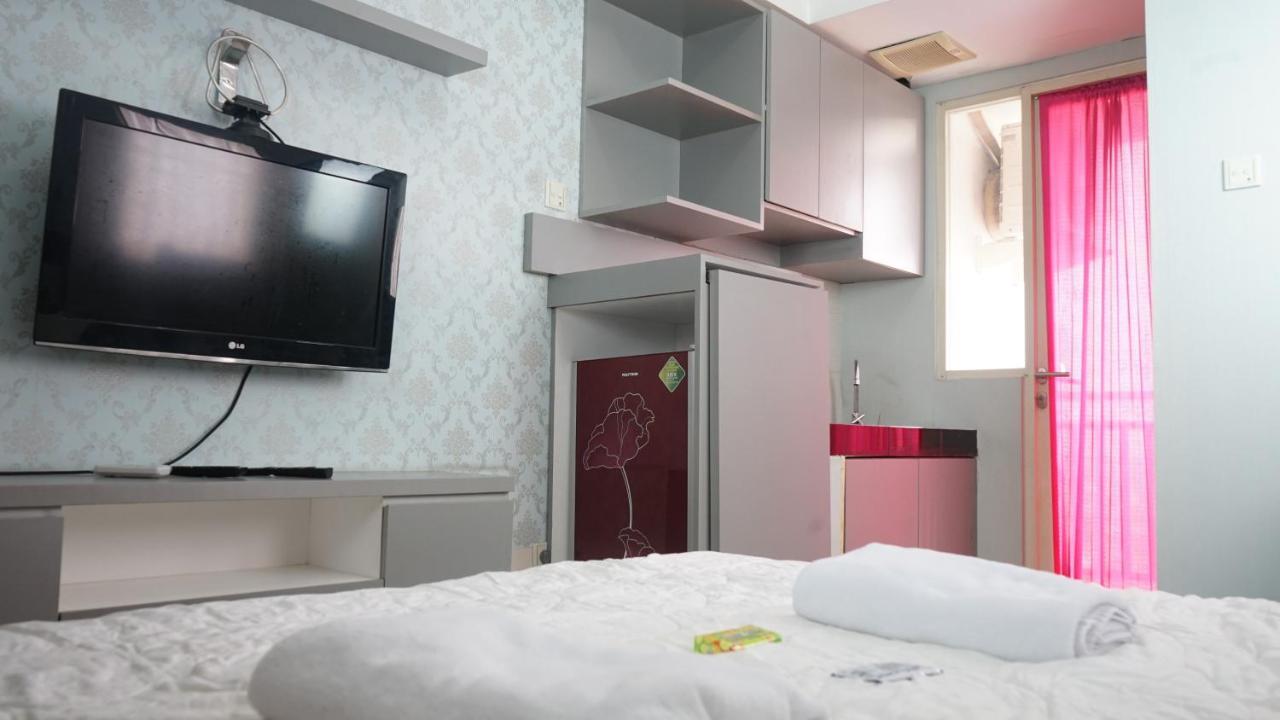 Green Lake View Just Sleep&Cozy Hotel Pondokcabe Hilir Buitenkant foto