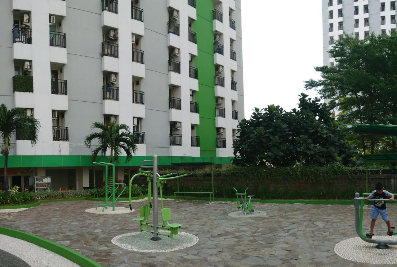 Green Lake View Just Sleep&Cozy Hotel Pondokcabe Hilir Buitenkant foto